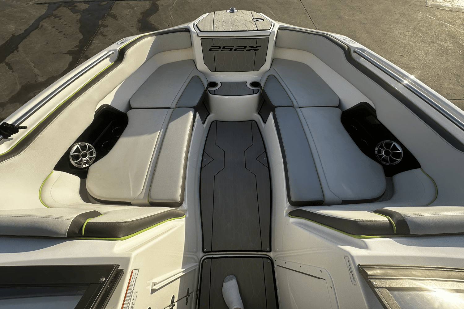 2021 Yamaha 252 XE Image Thumbnail #9