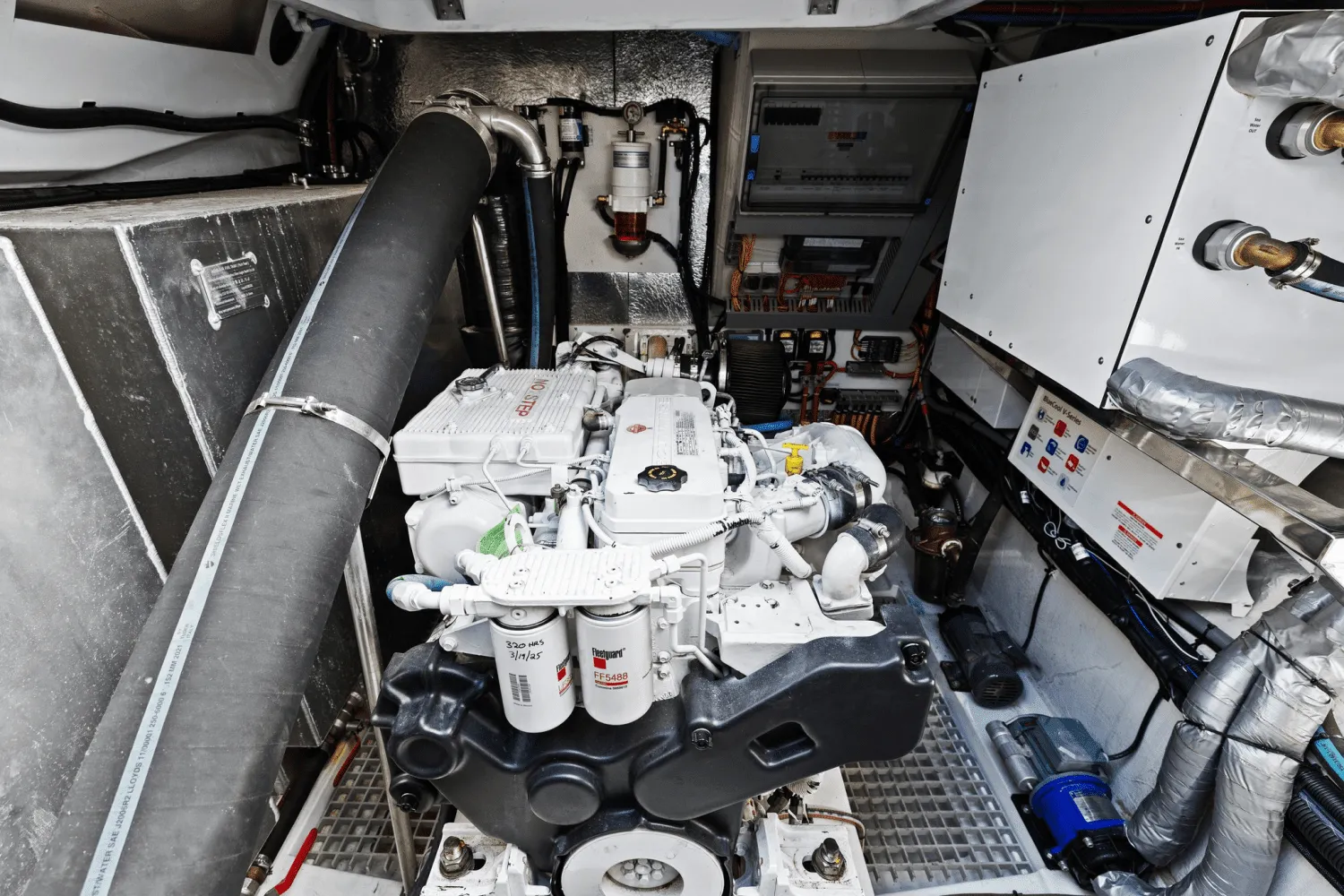 2023 Aquila 54 Yacht Image Thumbnail #28