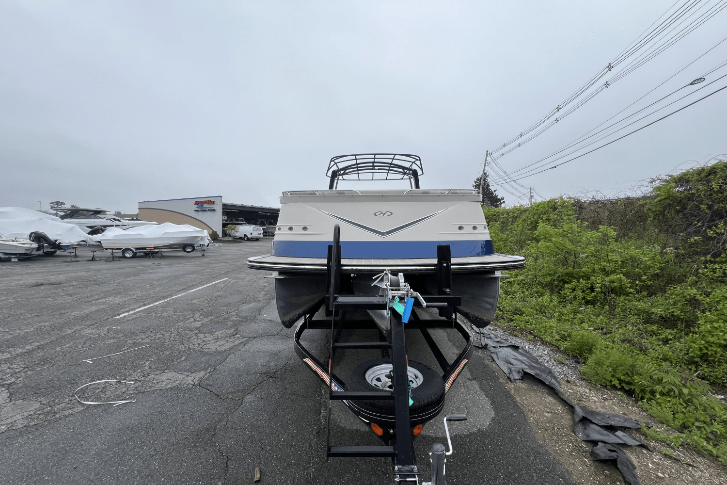 2016 Harris V 270 Image Thumbnail #4