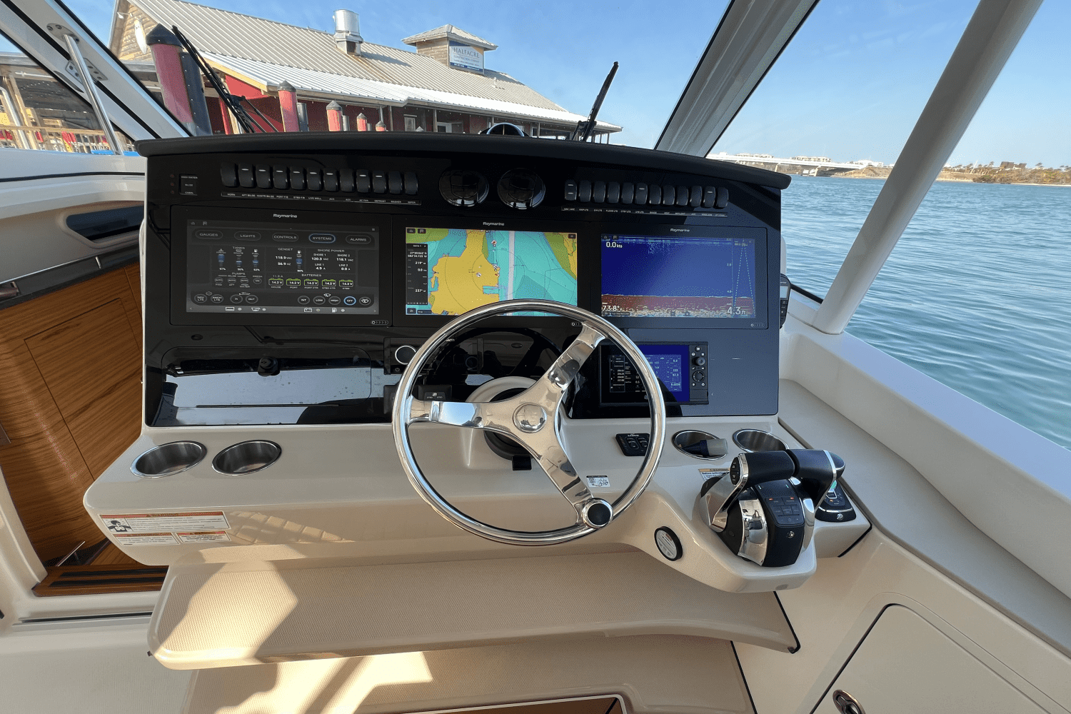 2020 Boston Whaler 380 REALM Image Thumbnail #18