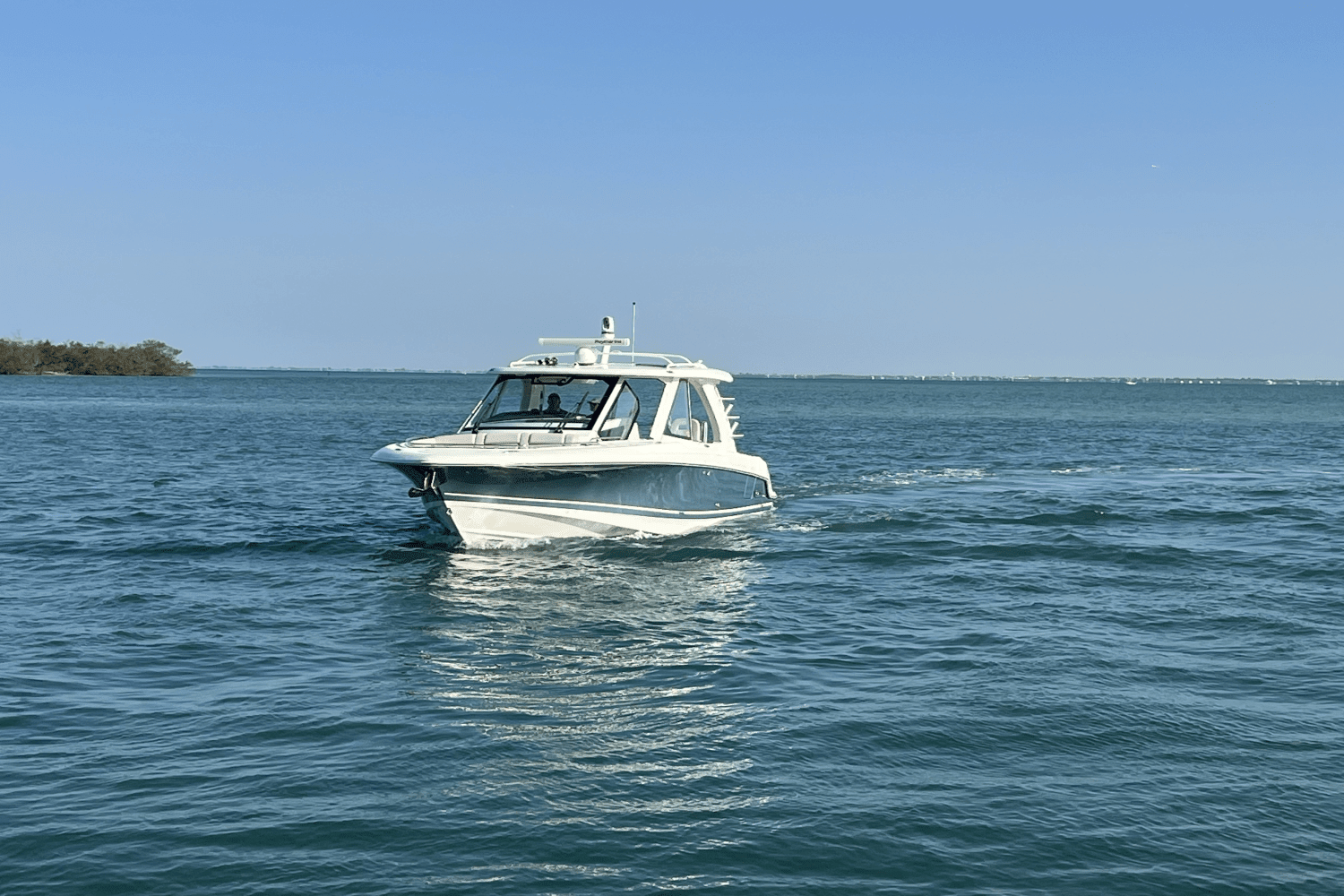 2020 Boston Whaler 380 REALM Image Thumbnail #4