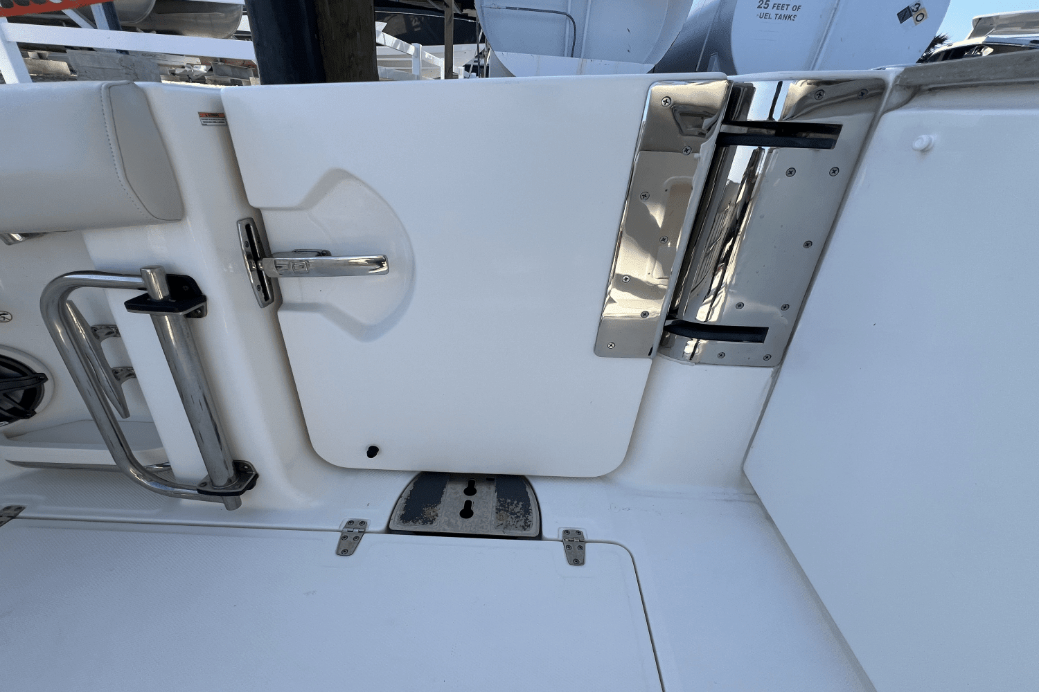 2020 Boston Whaler 380 REALM Image Thumbnail #9