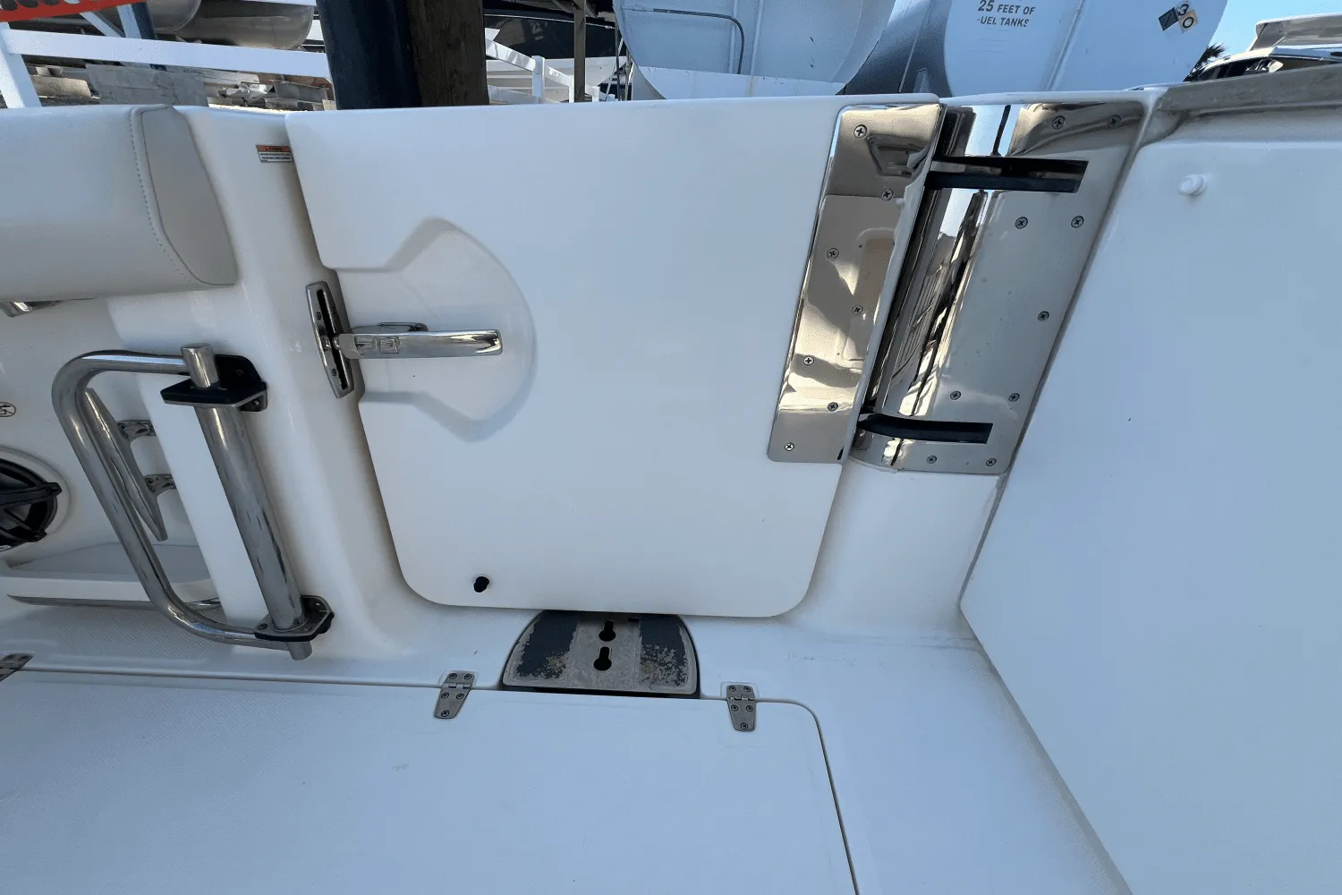 2020 Boston Whaler 380 REALM Image Thumbnail #9