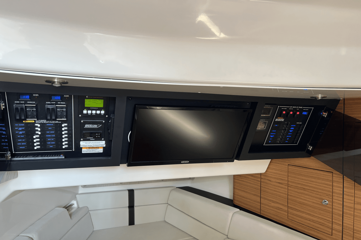 2020 Boston Whaler 380 REALM Image Thumbnail #22