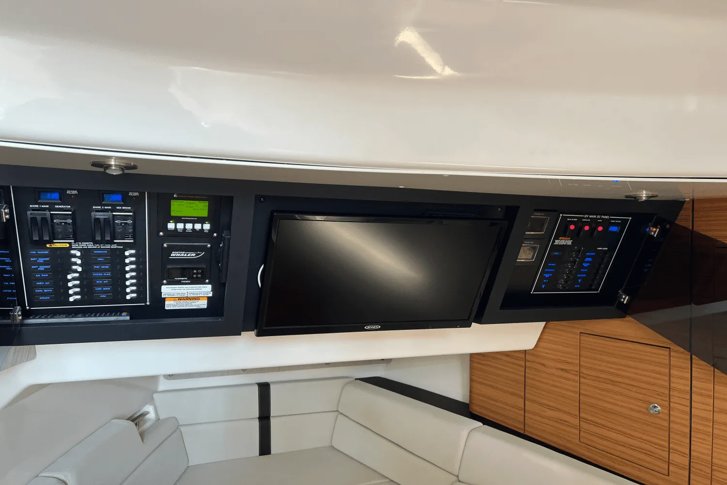 2020 Boston Whaler 380 REALM Image Thumbnail #22