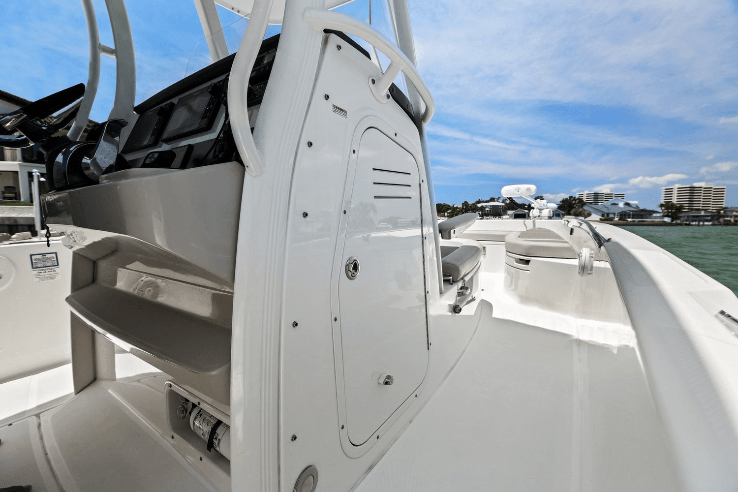 2020 Boston Whaler 270 DAUNTLESS Image Thumbnail #41