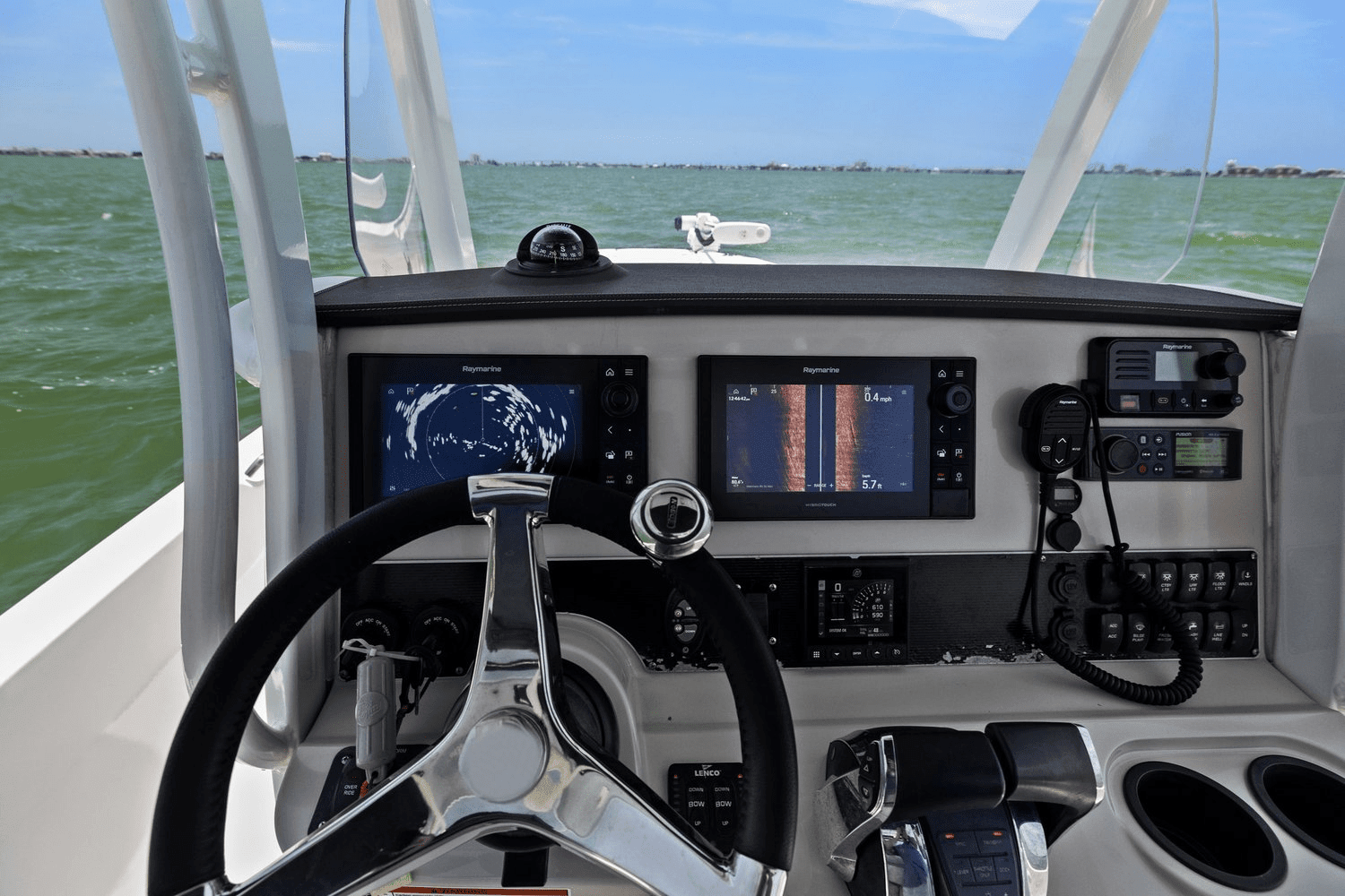 2020 Boston Whaler 270 DAUNTLESS Image Thumbnail #37