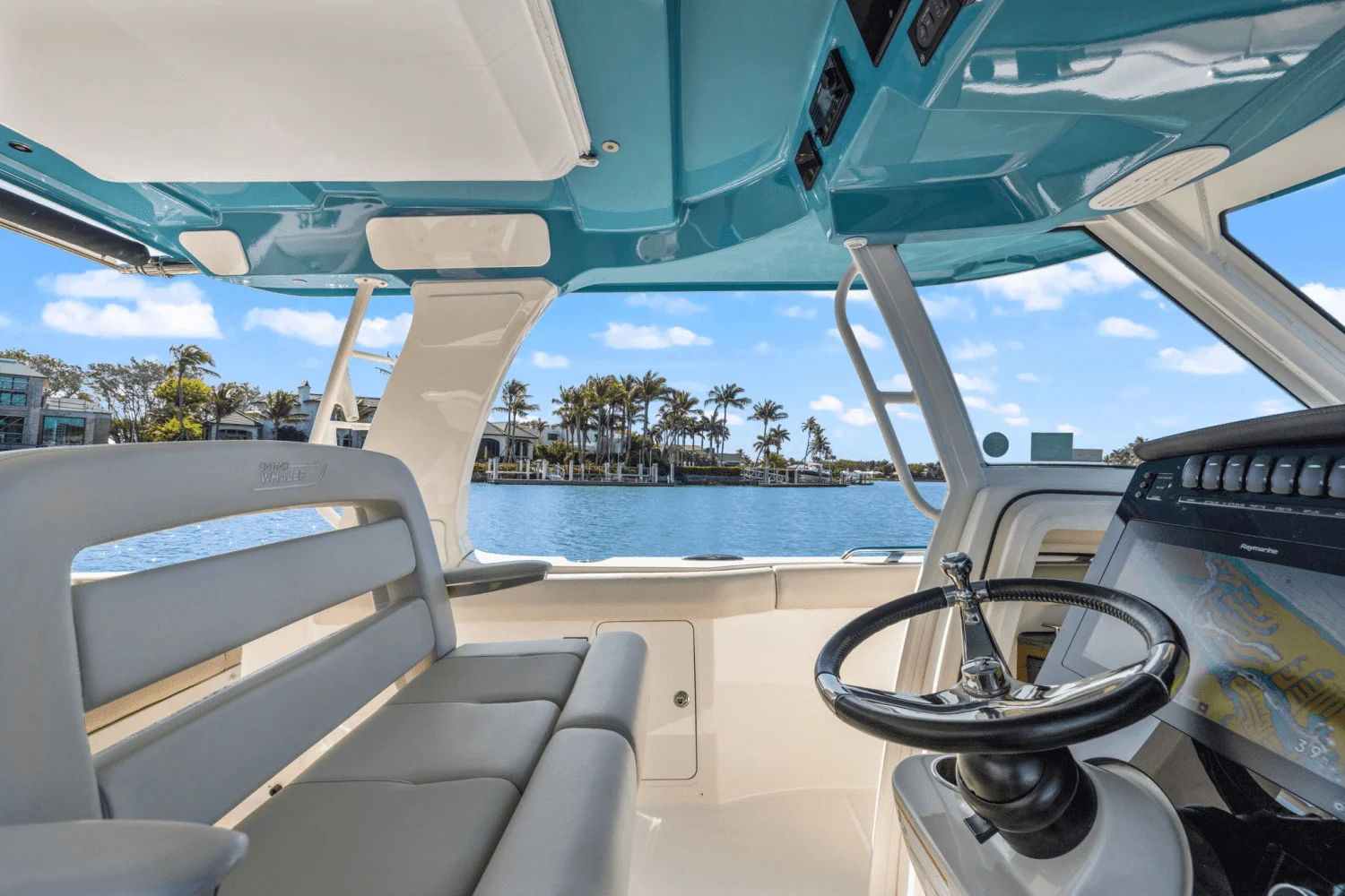 2022 Boston Whaler 350 REALM Image Thumbnail #24