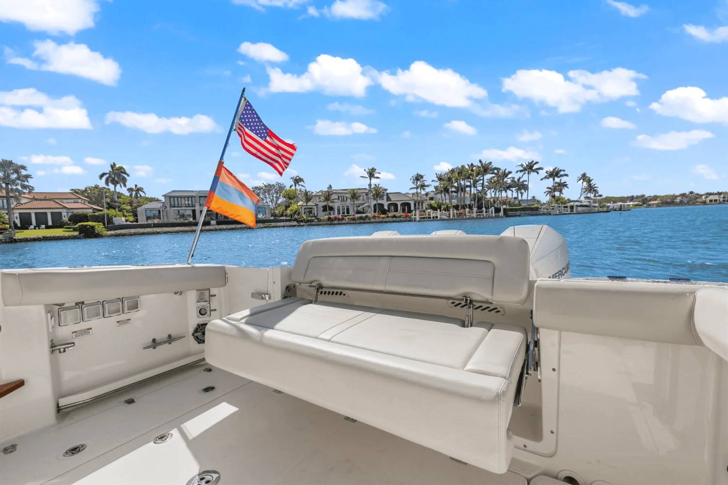 2022 Boston Whaler 350 REALM Image Thumbnail #12