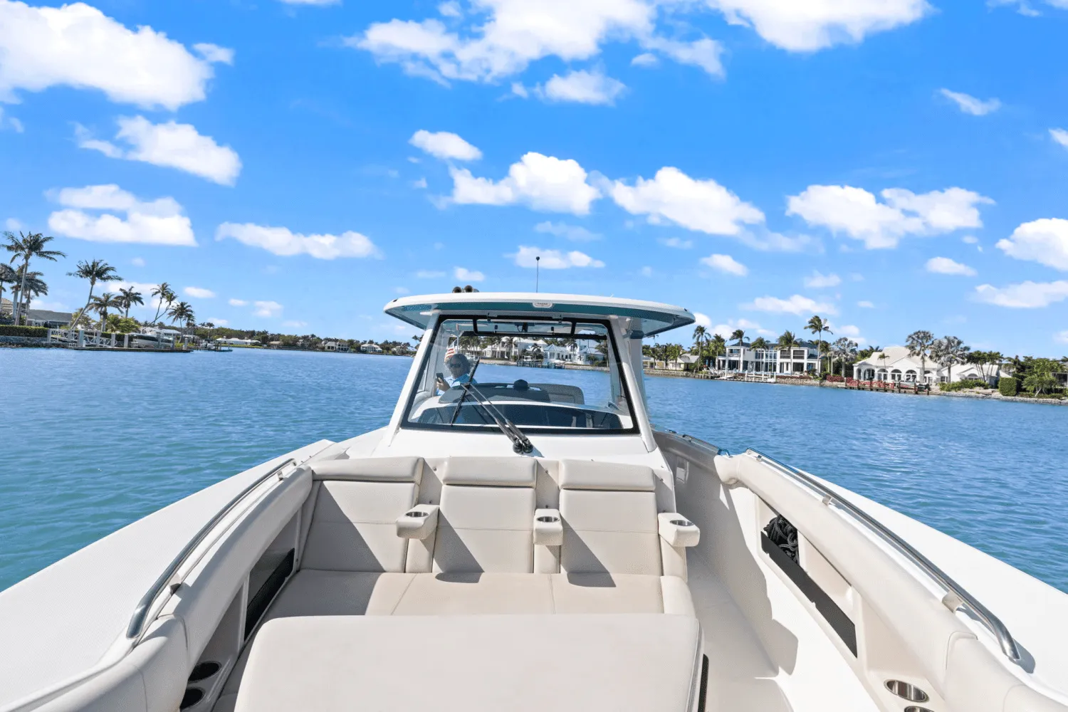 2022 Boston Whaler 350 REALM Image Thumbnail #36