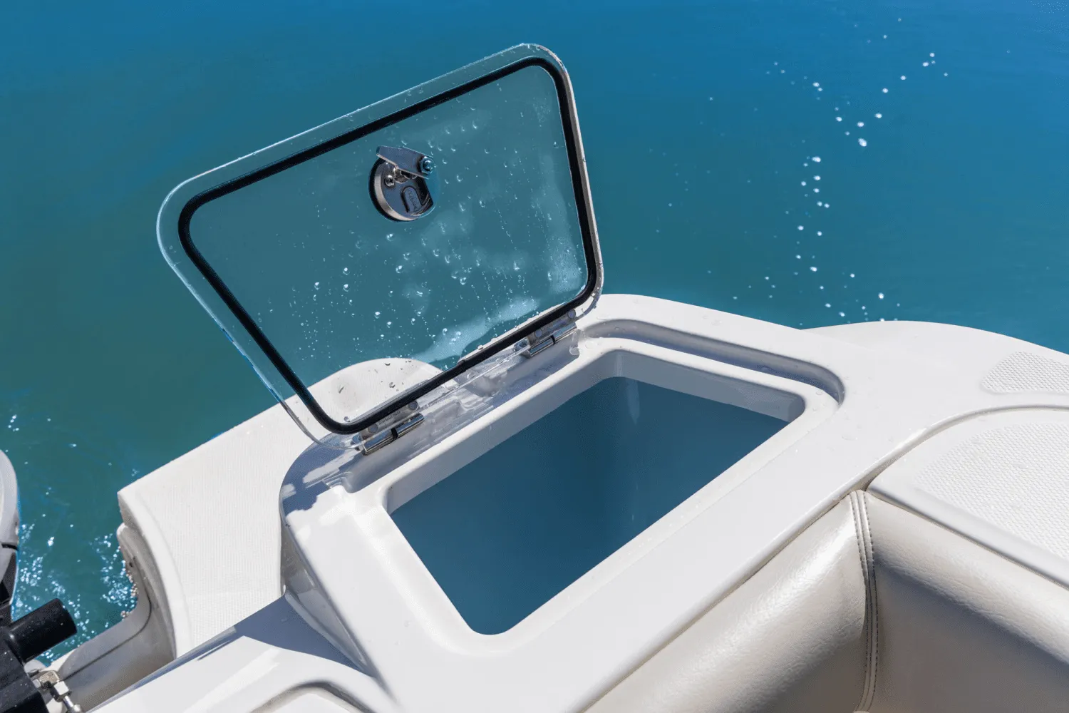 2022 Boston Whaler 350 REALM Image Thumbnail #15