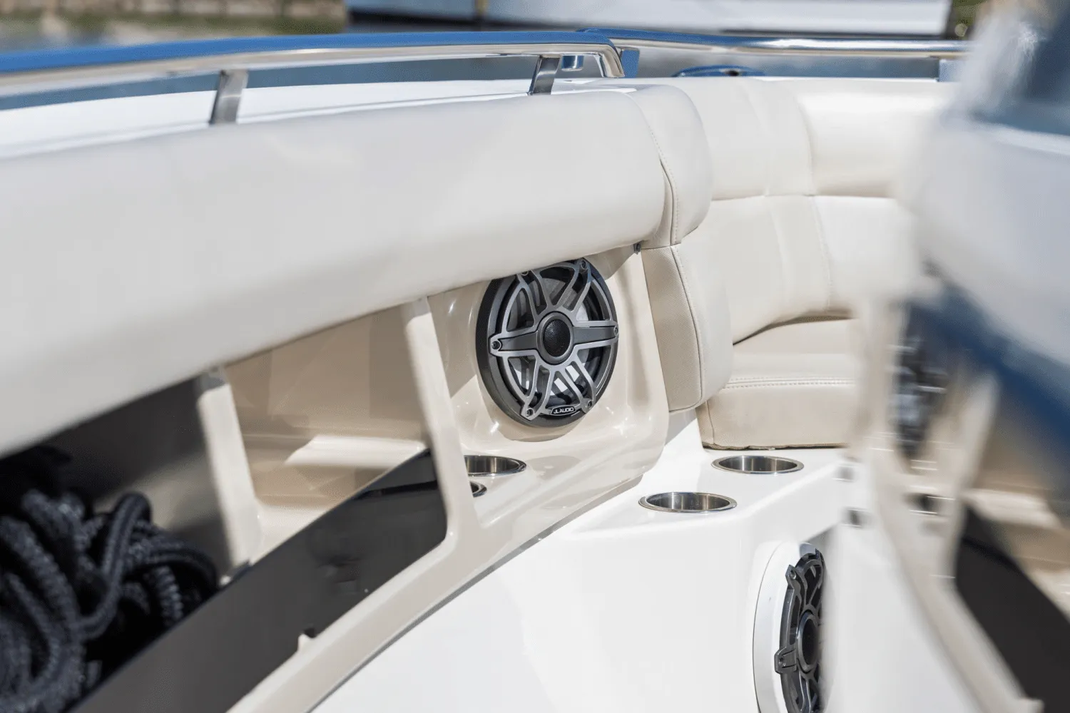 2022 Boston Whaler 350 REALM Image Thumbnail #38