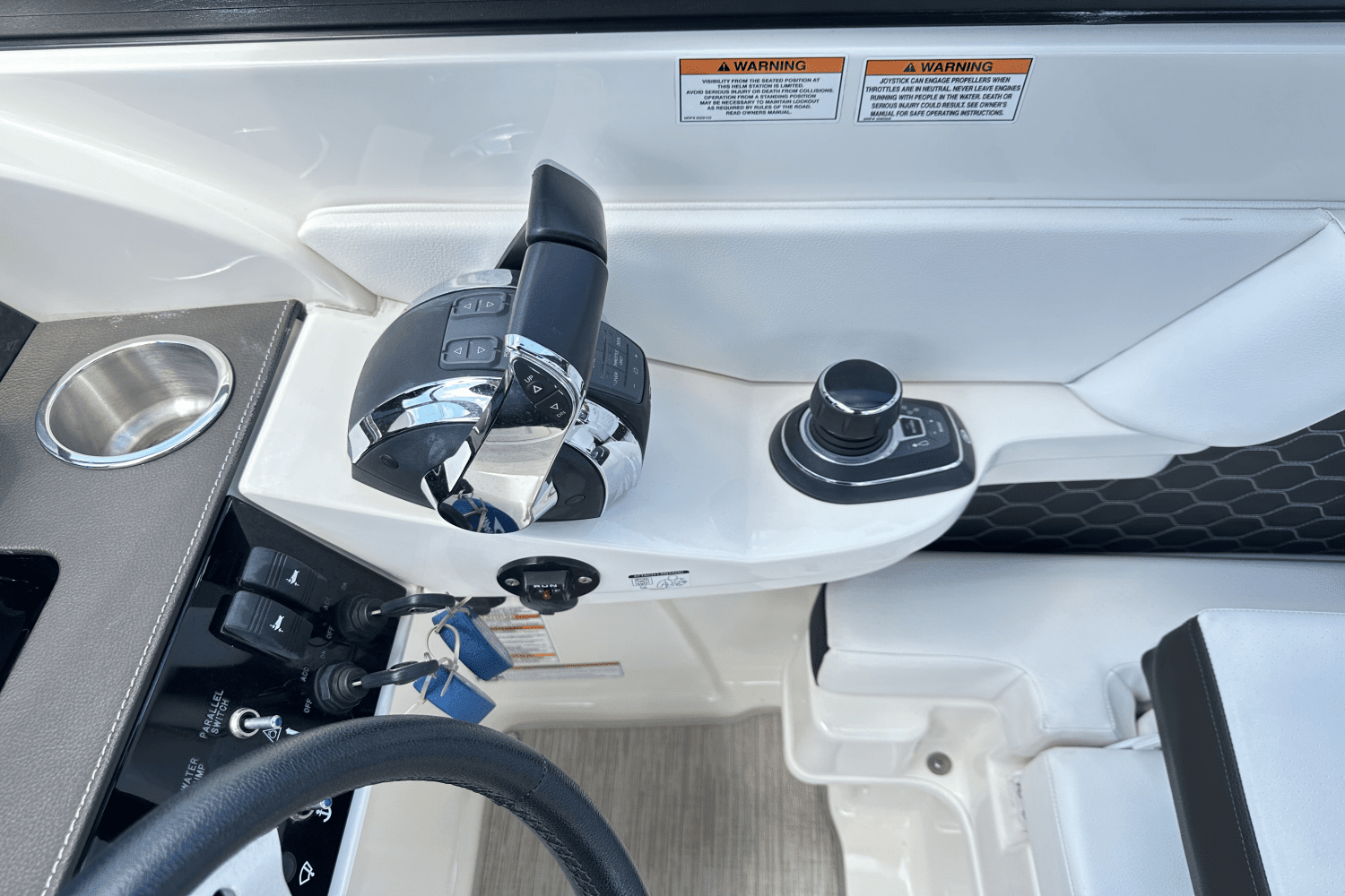 2021 Sea Ray SDX 290 Outboard Image Thumbnail #22