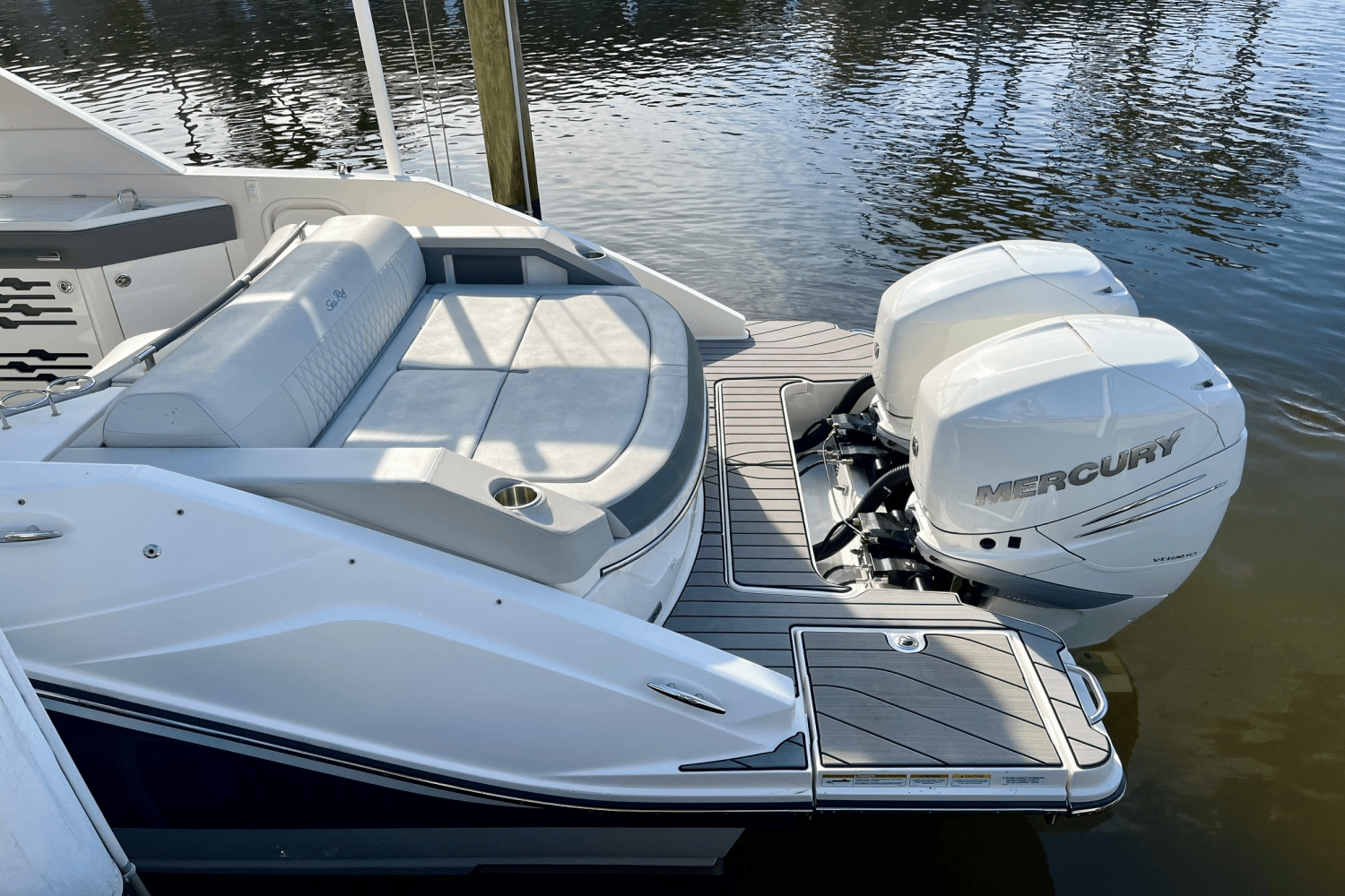 2023 Sea Ray 310 SLX-OB Image Thumbnail #14