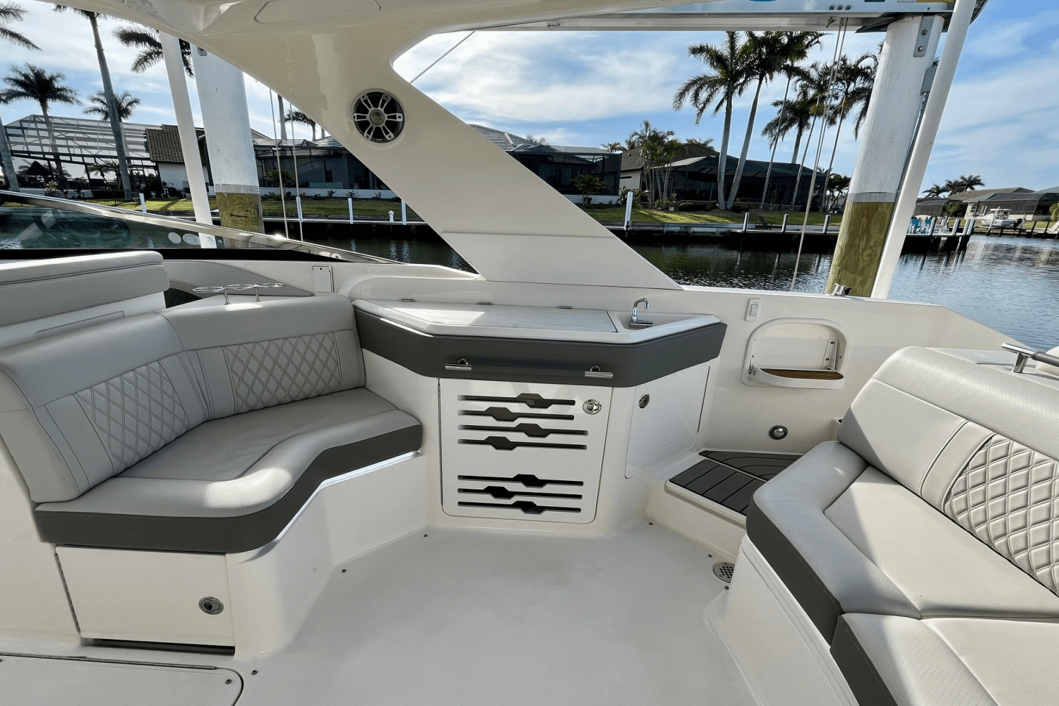 2023 Sea Ray 310 SLX-OB Image Thumbnail #19