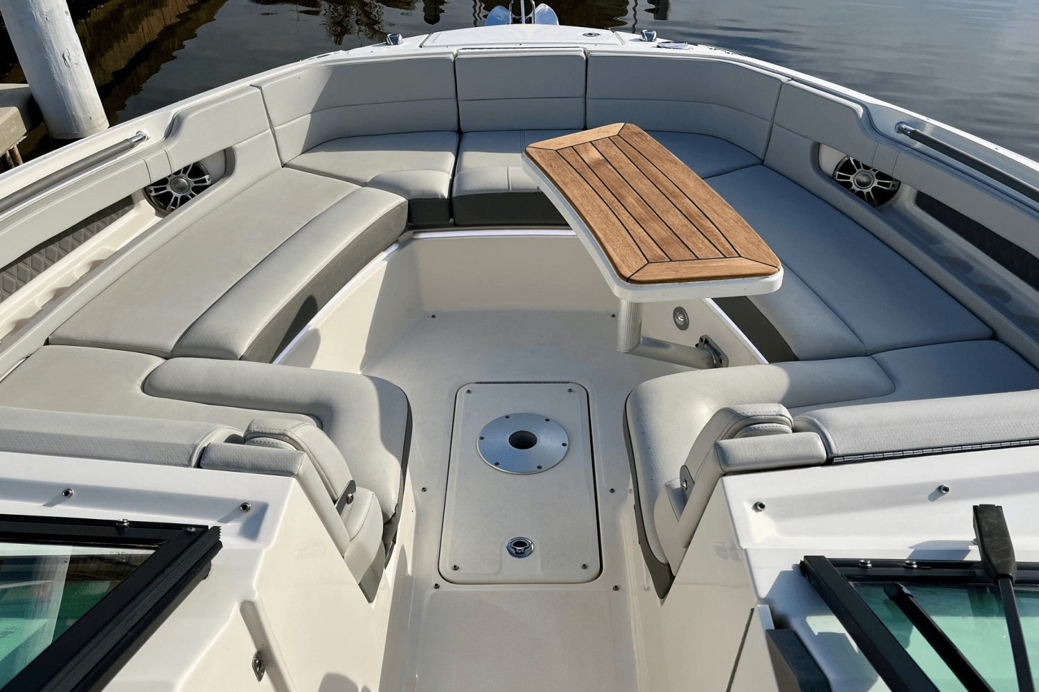 2023 Sea Ray 310 SLX-OB Image Thumbnail #28
