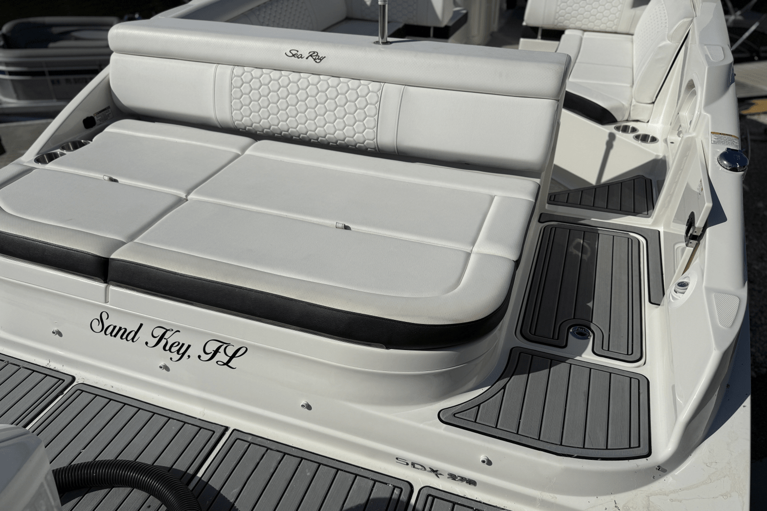 2019 Sea Ray SDX 270 OUTBOARD Image Thumbnail #12