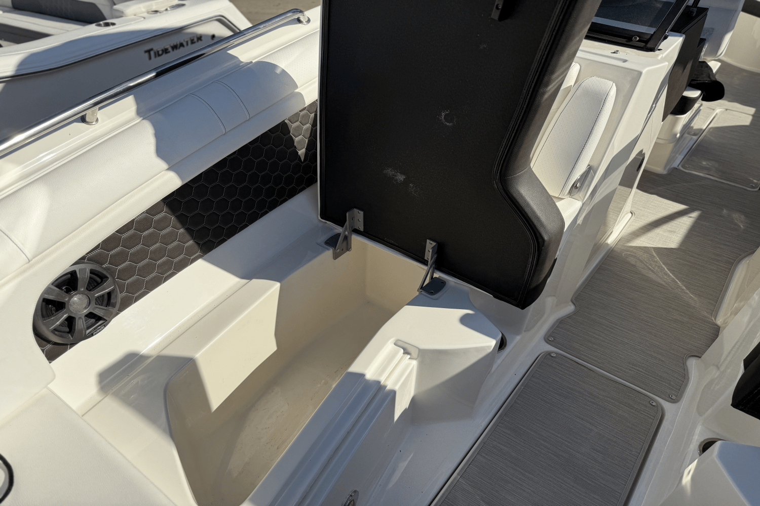 2019 Sea Ray SDX 270 OUTBOARD Image Thumbnail #45