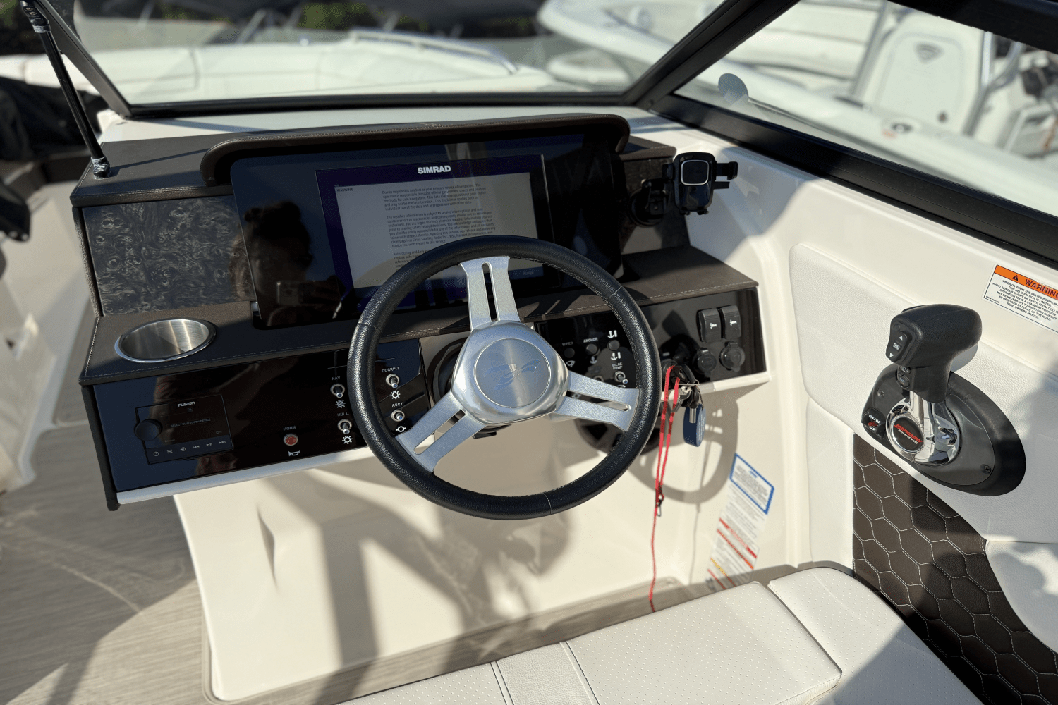 2019 Sea Ray SDX 270 OUTBOARD Image Thumbnail #33