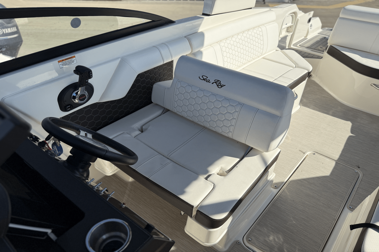 2019 Sea Ray SDX 270 OUTBOARD Image Thumbnail #37