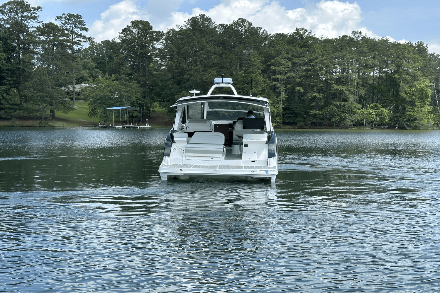 2025 Sea Ray Sundancer 370 Image Thumbnail #8