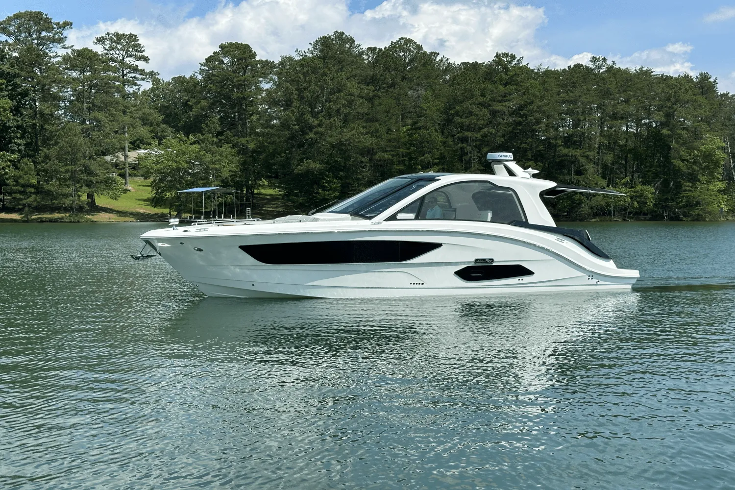 2025 Sea Ray Sundancer 370