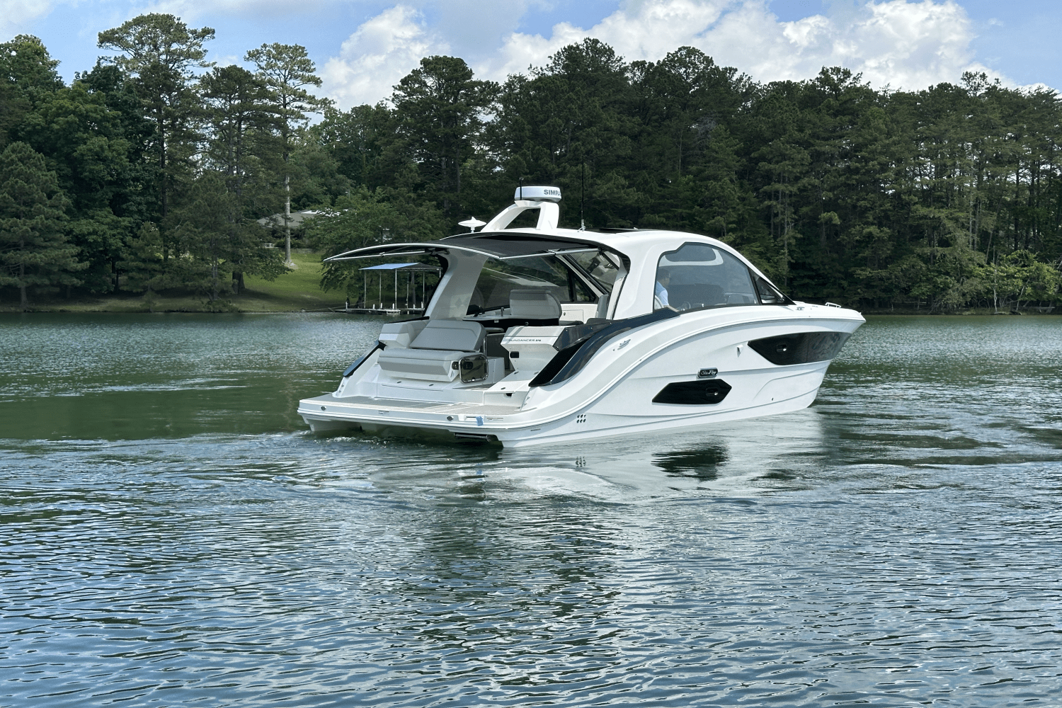 2025 Sea Ray Sundancer 370 Image Thumbnail #7