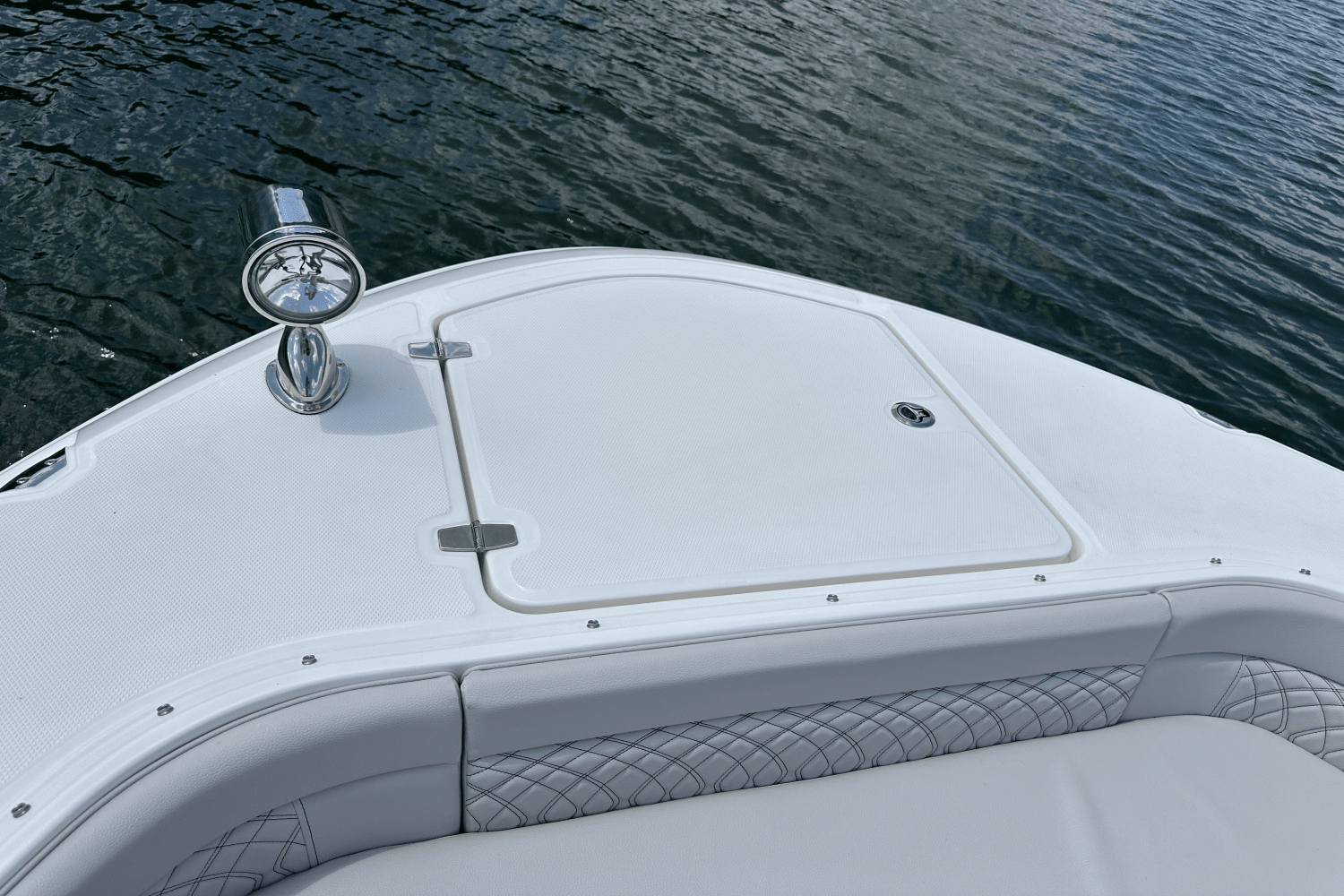 2025 Sea Ray Sundancer 370 Image Thumbnail #36