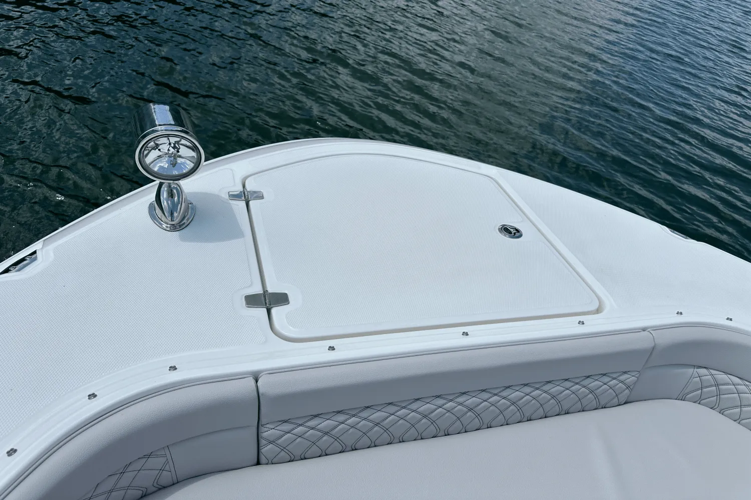 2025 Sea Ray Sundancer 370 Image Thumbnail #36
