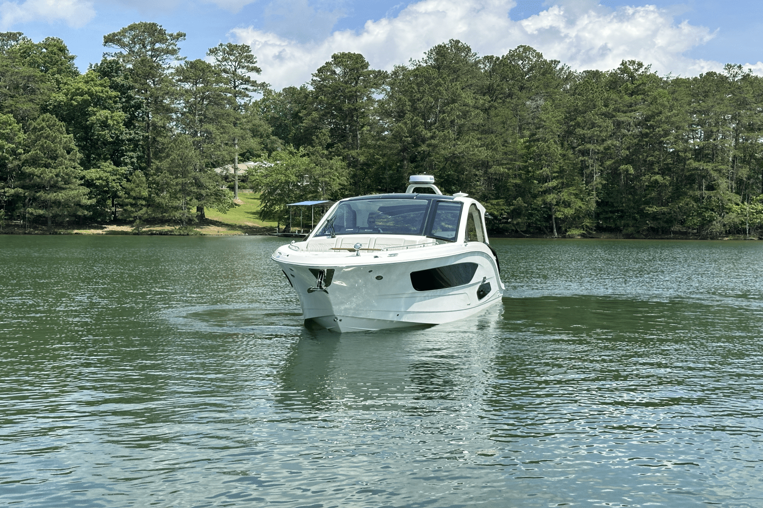 2025 Sea Ray Sundancer 370 Image Thumbnail #1