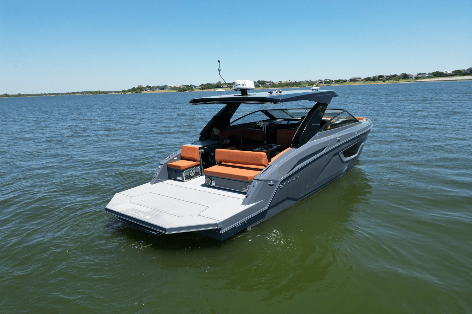 2023 Cruisers Yachts 34GLS I/O SOUTH BEACH Image Thumbnail #9