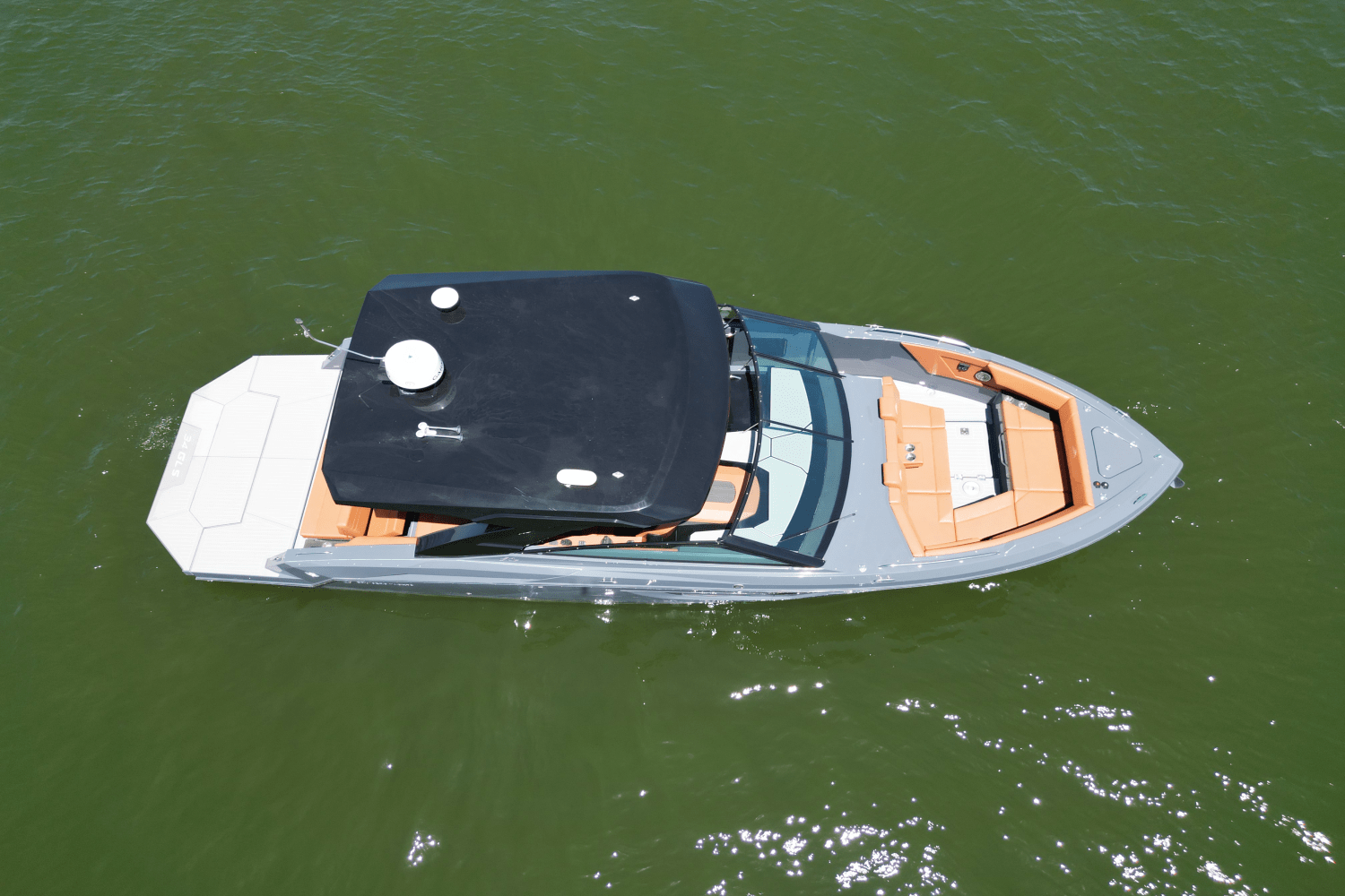 2023 Cruisers Yachts 34GLS I/O SOUTH BEACH Image Thumbnail #13