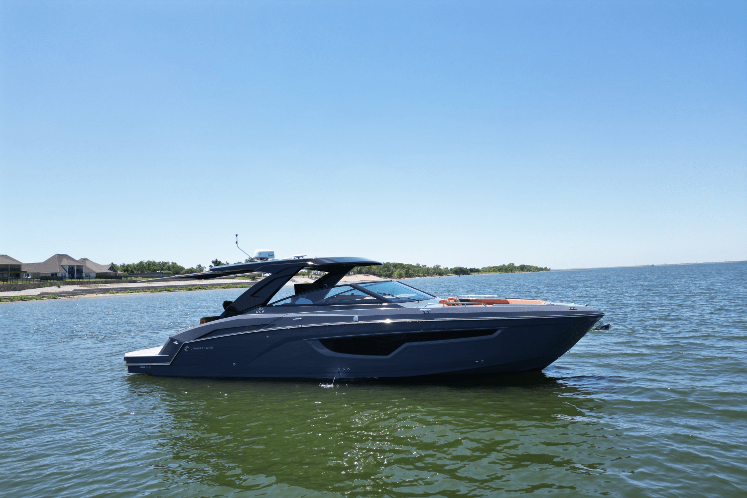 2023 Cruisers Yachts 34GLS I/O SOUTH BEACH Image Thumbnail #16
