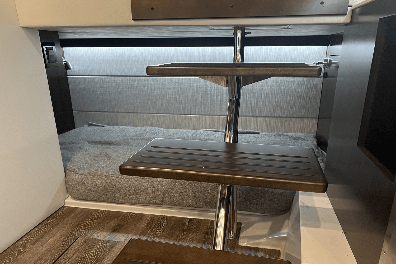 2023 Cruisers Yachts 34GLS I/O SOUTH BEACH Image Thumbnail #47