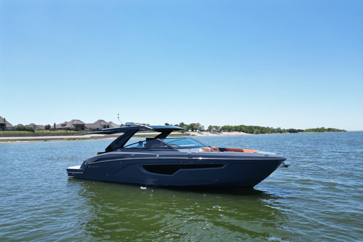 2023 Cruisers Yachts 34GLS I/O SOUTH BEACH Image Thumbnail #15