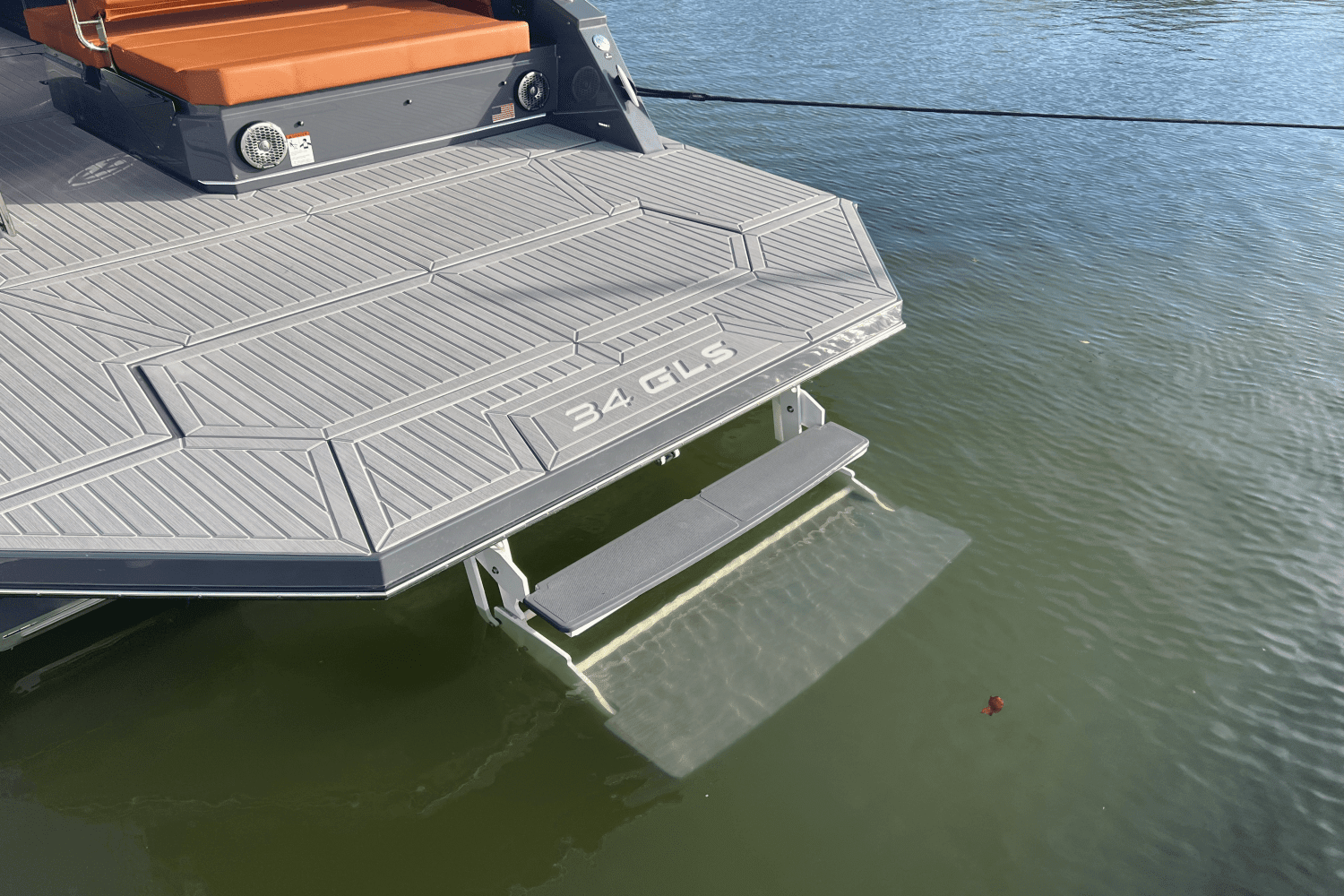 2023 Cruisers Yachts 34GLS I/O SOUTH BEACH Image Thumbnail #21