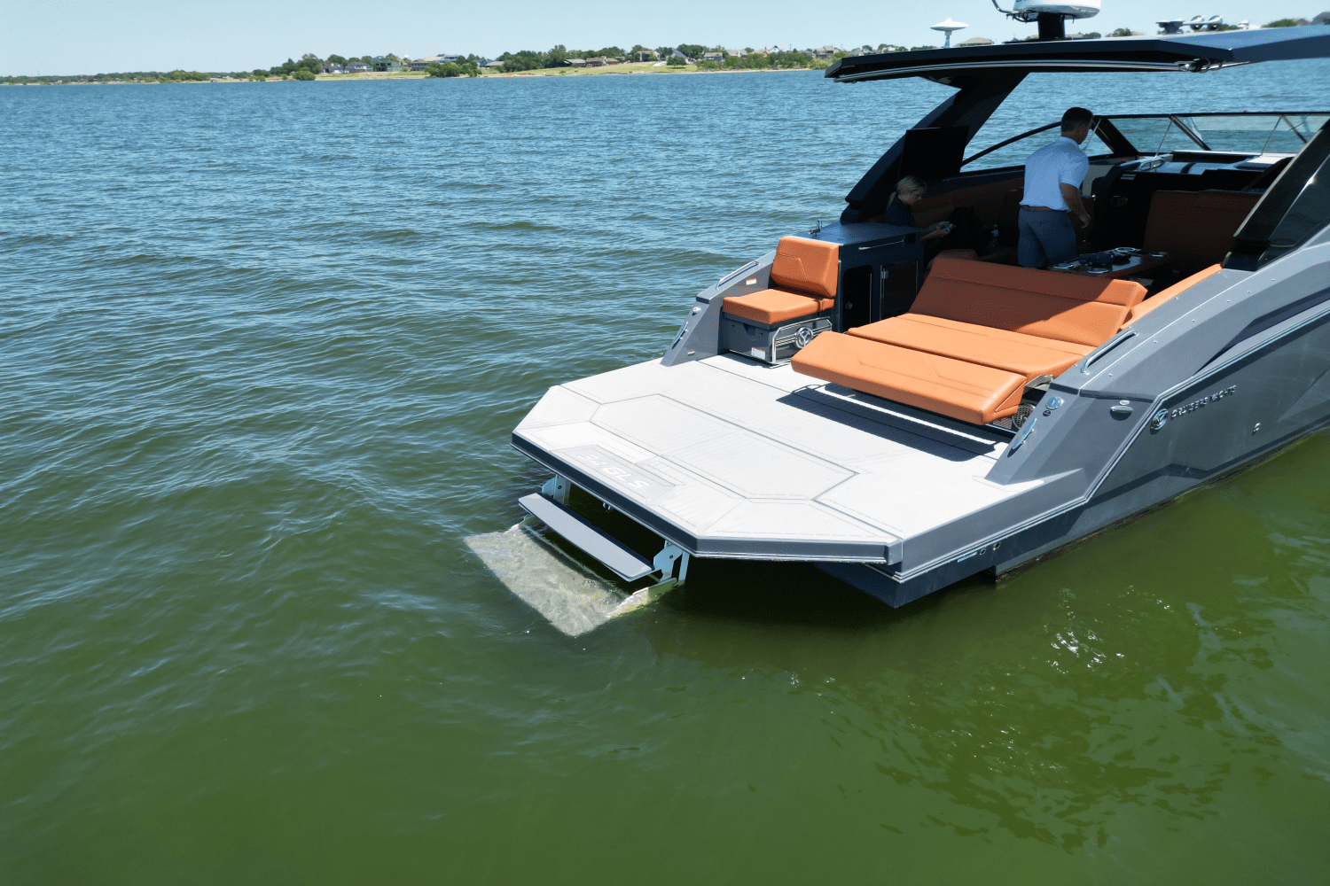2023 Cruisers Yachts 34GLS I/O SOUTH BEACH Image Thumbnail #11