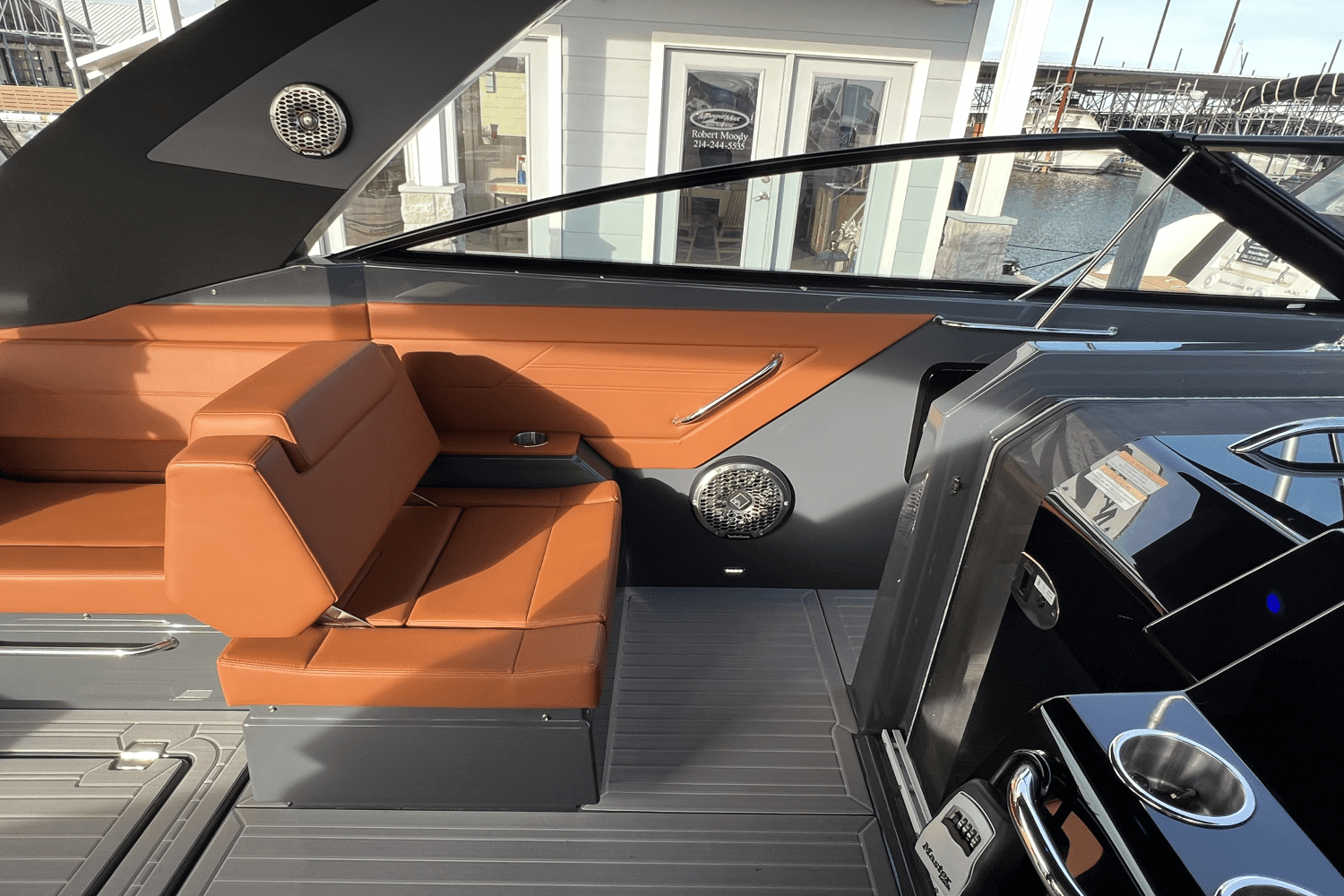 2023 Cruisers Yachts 34GLS I/O SOUTH BEACH Image Thumbnail #31