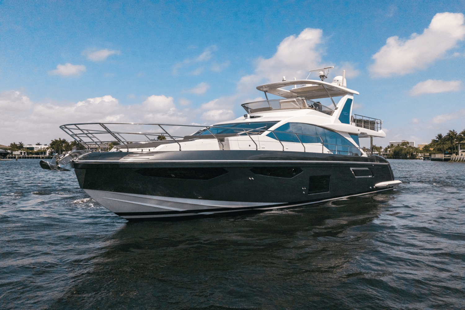 2022 Azimut
                                                             60 FLYBRIDGE Image Thumbnail #3