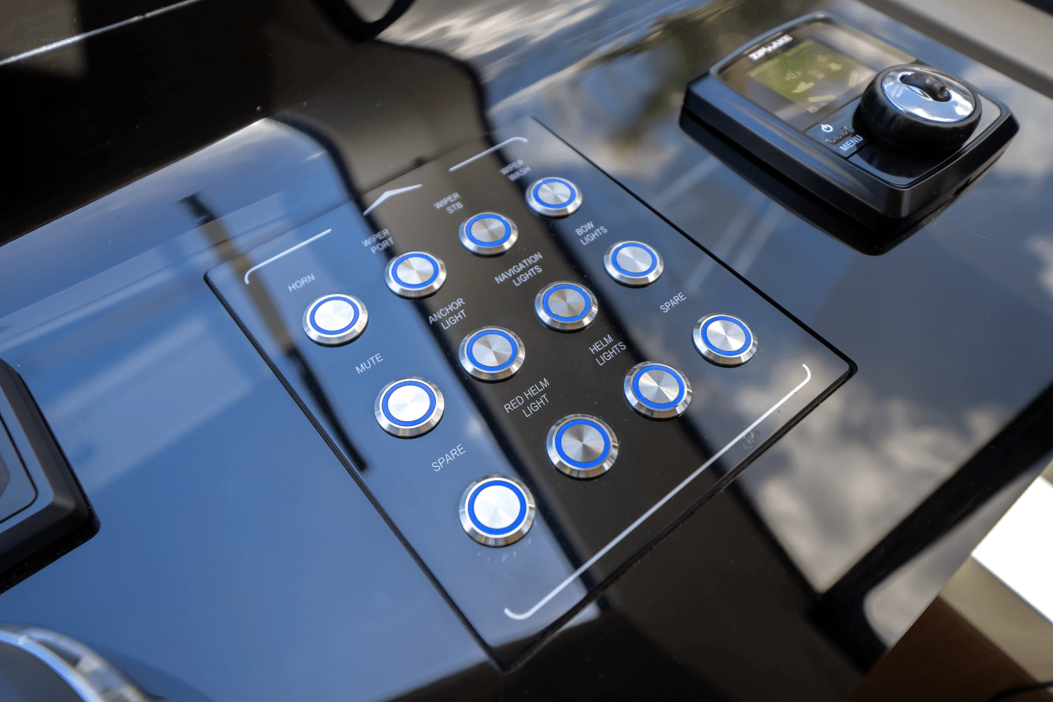 2022 Azimut
                                                             60 FLYBRIDGE Image Thumbnail #35