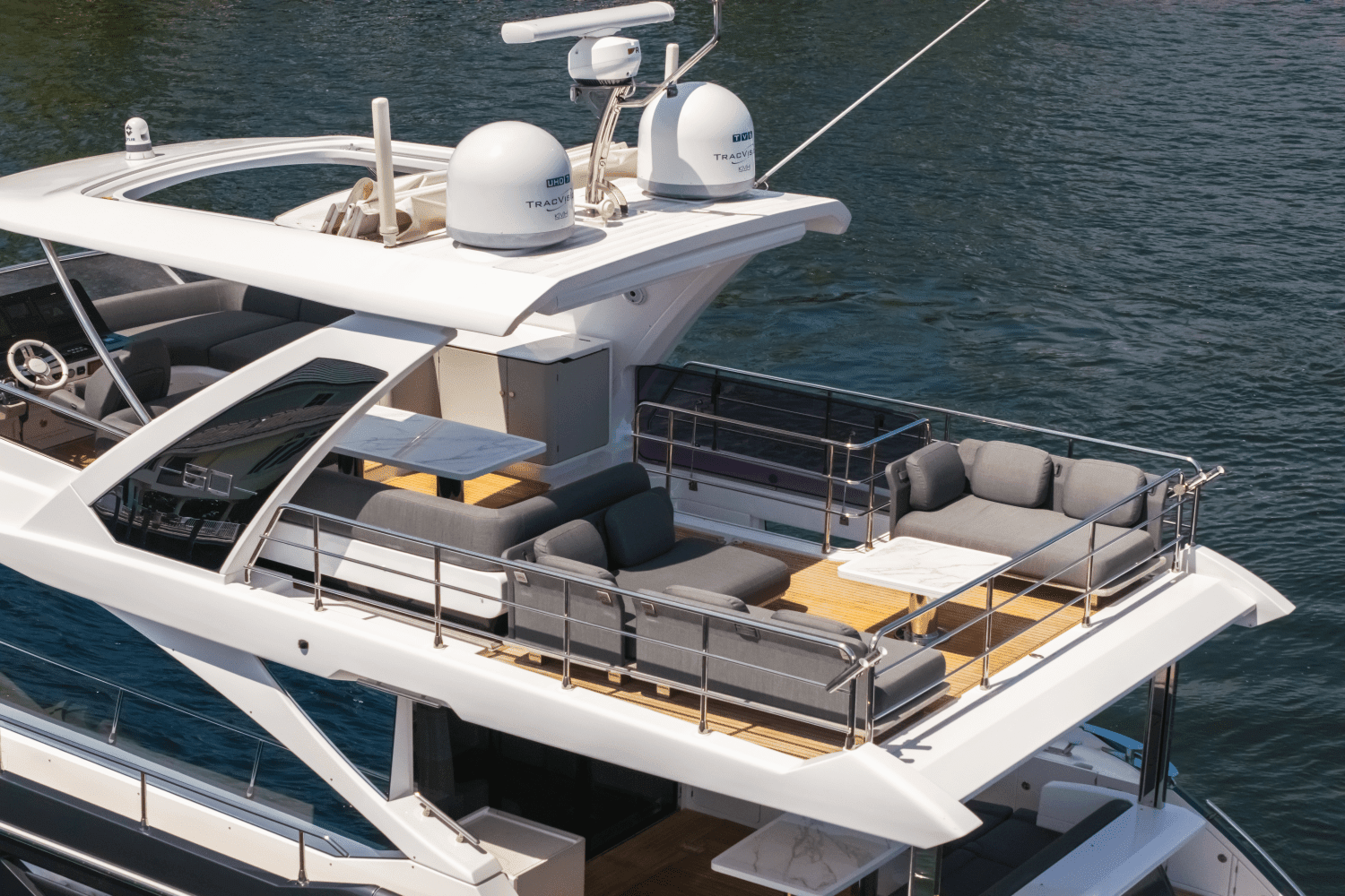 2022 Azimut
                                                             60 FLYBRIDGE Image Thumbnail #10