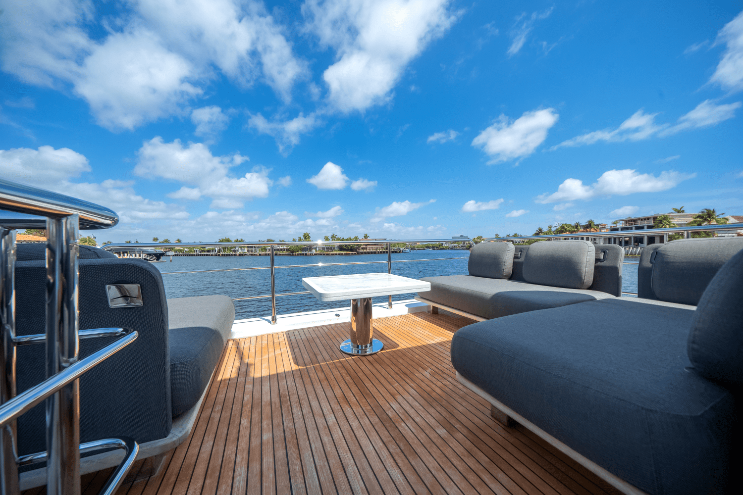2022 Azimut
                                                             60 FLYBRIDGE Image Thumbnail #54