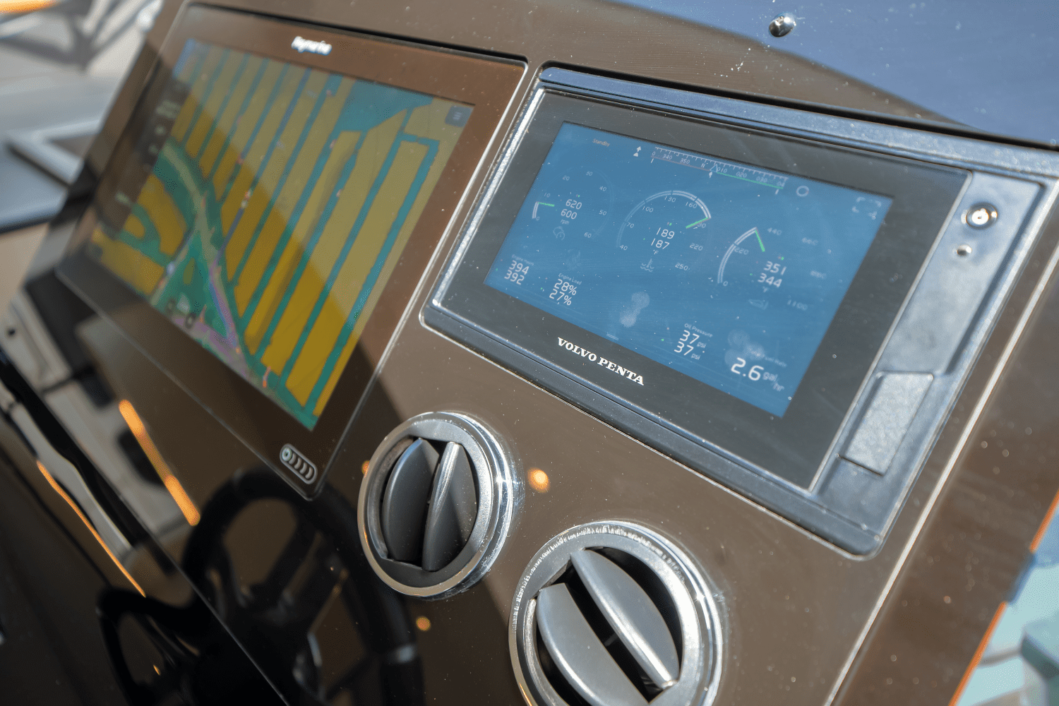 2022 Azimut
                                                             60 FLYBRIDGE Image Thumbnail #33