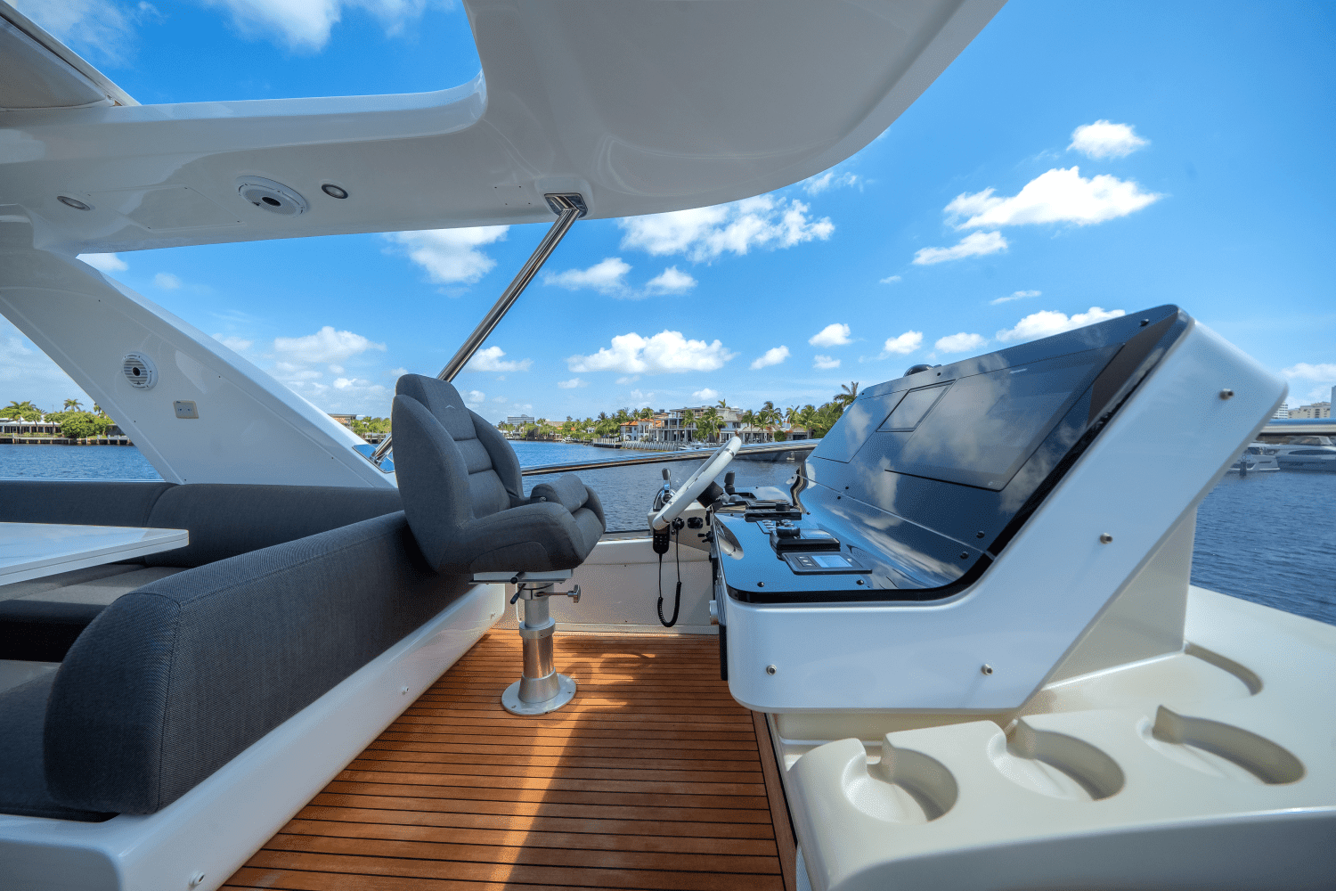 2022 Azimut
                                                             60 FLYBRIDGE Image Thumbnail #59