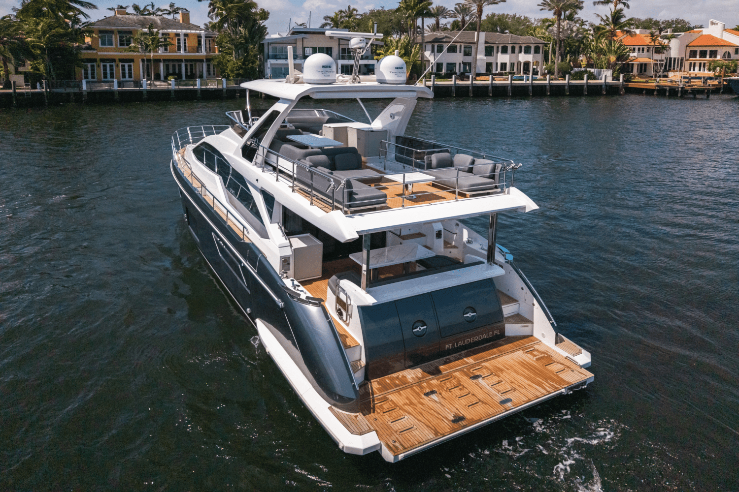 2022 Azimut
                                                             60 FLYBRIDGE Image Thumbnail #9