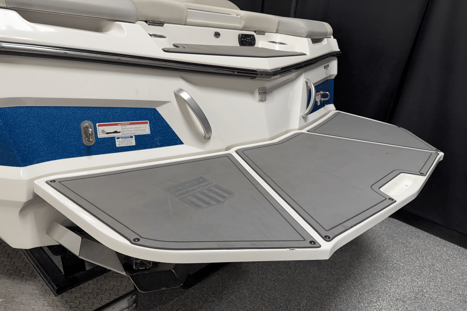 2019 Mastercraft XT22 Image Thumbnail #14