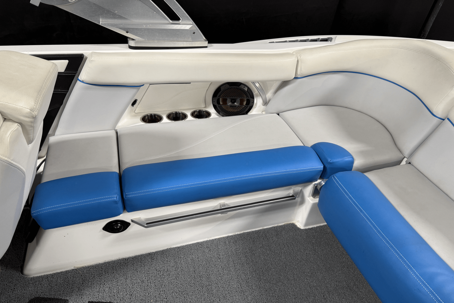 2019 Mastercraft XT22 Image Thumbnail #21
