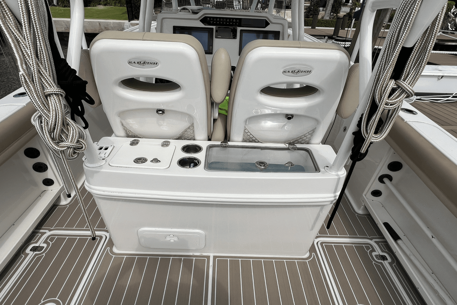 2018 Sailfish 290 CC Image Thumbnail #47