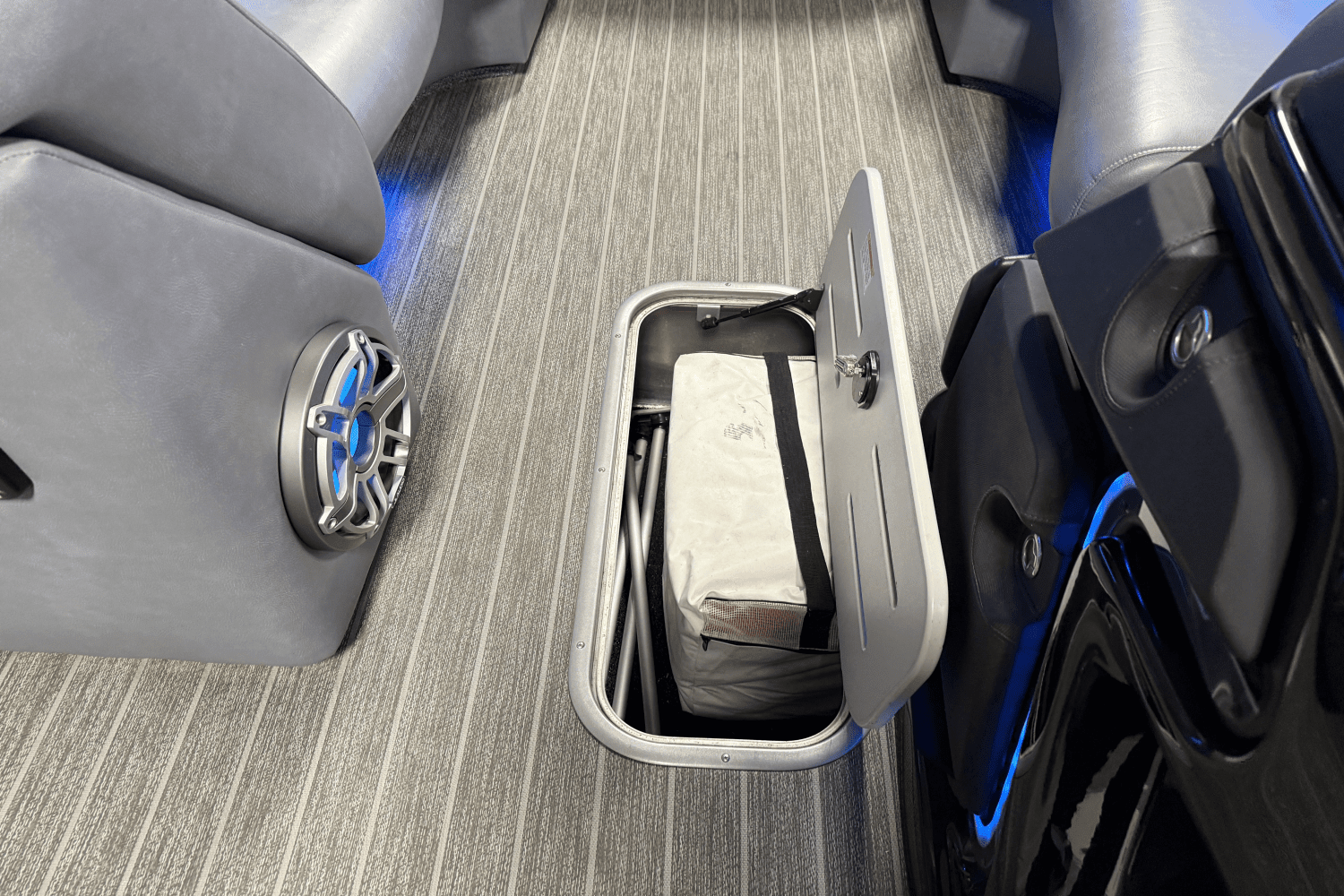 2021 Premier 230 INTRIGUE Image Thumbnail #75