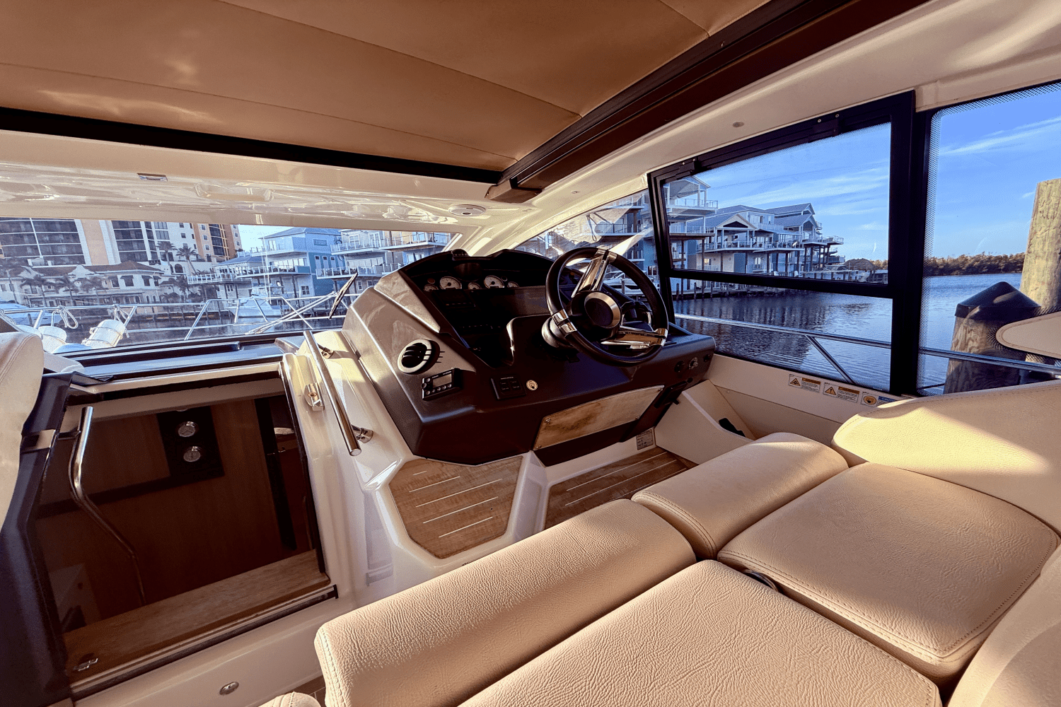 2016 Cranchi M44 HT Image Thumbnail #38